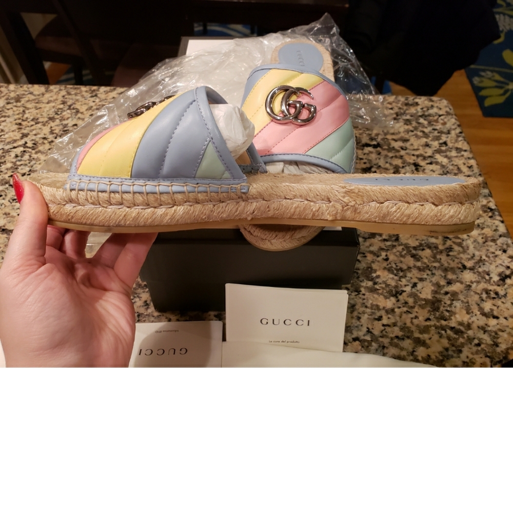 New Auth Gucci Marmont Sz 40 Slides! - Picture 5 of 11